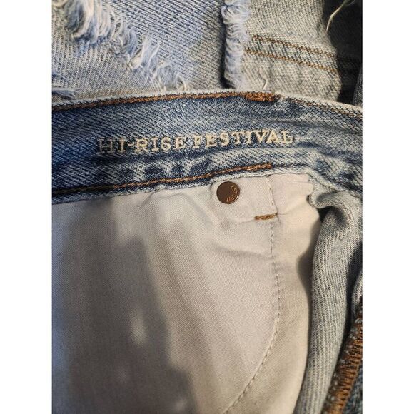 American Eagle size 18 Hi Rise Festival Destroyed Shortie Jean Shorts - Picture 5 of 6